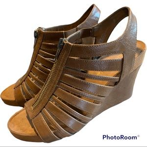 Brown wedge heel. Size 6.5.